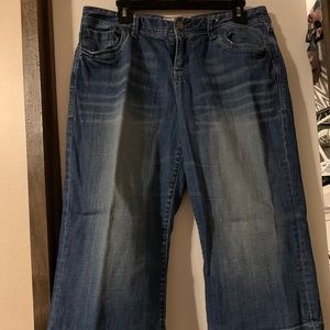 Maurices Brand Capris